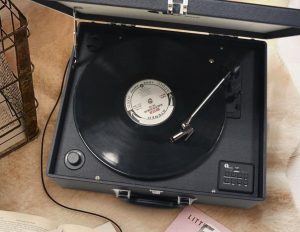 suitcase vinyl record player